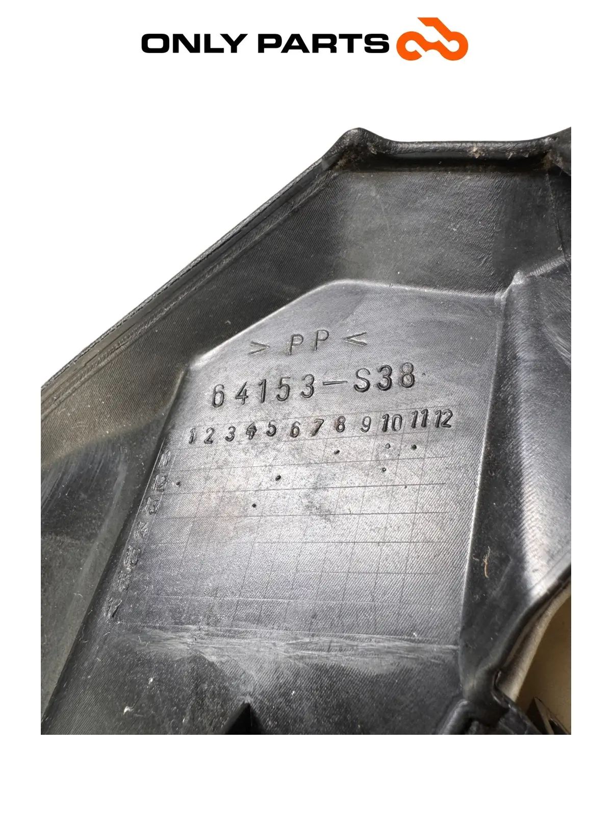 Carena anteriore inferiore scudo Quadro 350 S 2013 Nero usato — foto reale 7