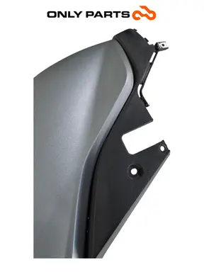 Carena posteriore DX Kymco People S 300cc 2021 Grigio usato — foto reale 6