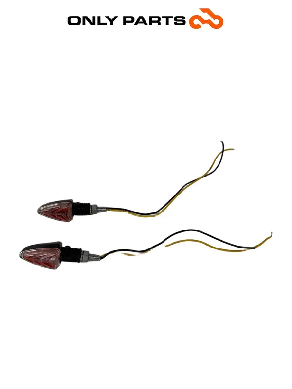 COPPIA FRECCE ANTERIORI AFTERMARKET HONDA VTR 1000 F 1999 / FRONT INDICATORS SET — 2