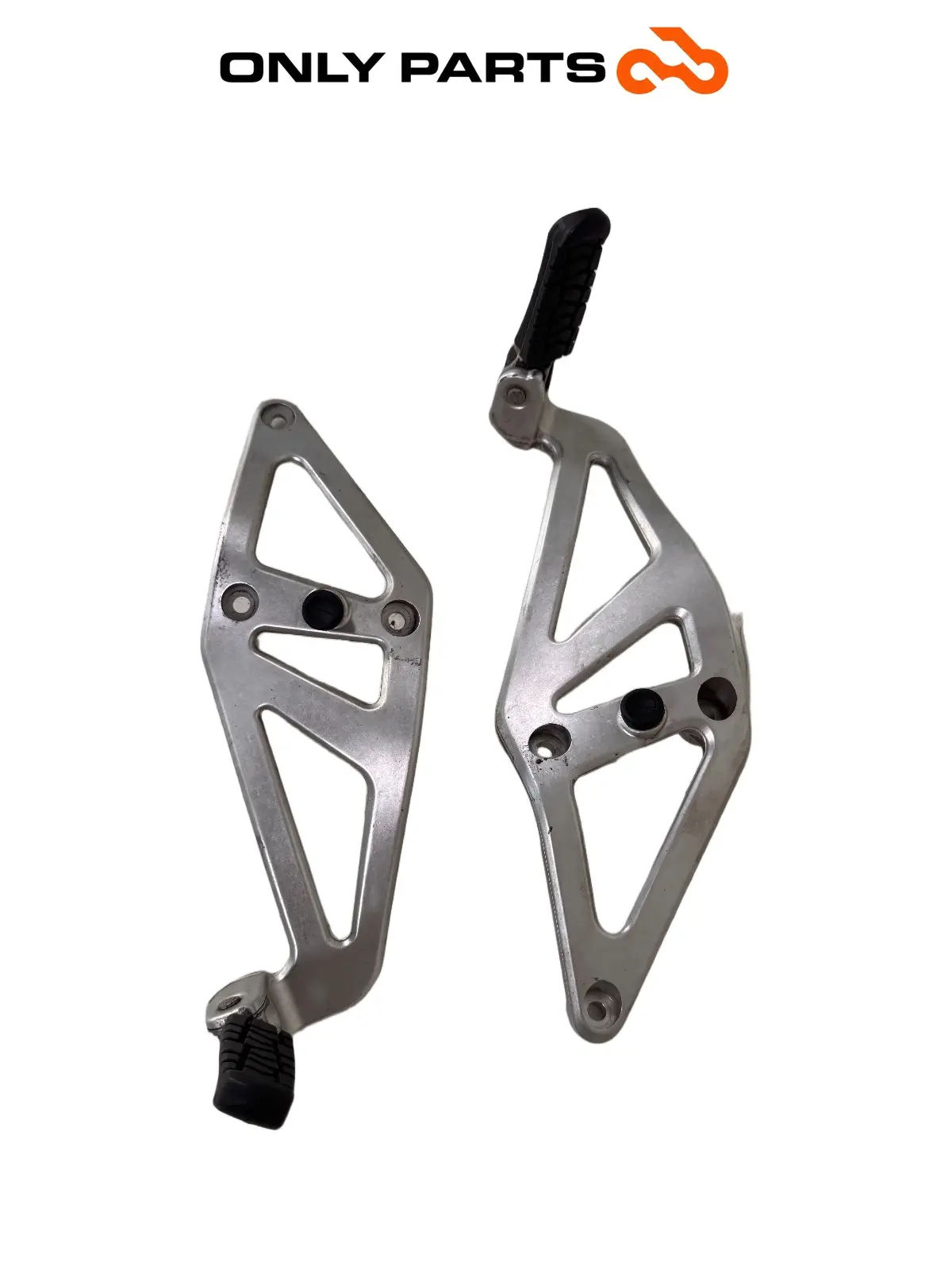 Coppia pedane passeggero KTM Super Duke 990cc 2006 Nero/Arancione usato — foto reale 2
