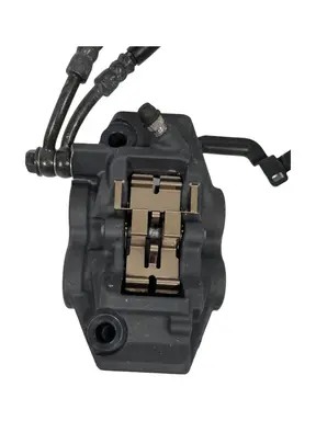 Coppia pinze freno anteriore Yamaha T-Max  560cc 2021 Antracite usato — foto reale 5