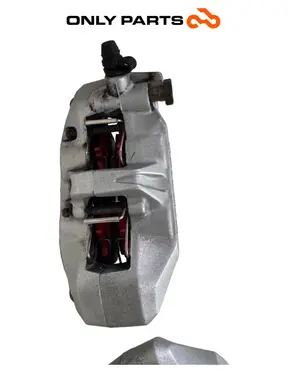 Coppia pinze freno anteriori KTM Super Duke 990cc 2006 Nero/Arancione usato — foto reale 8
