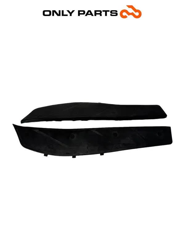 COPPIA TAPPETI PEDANA IN GOMMA PIAGGIO X9 EVOLUTION 250 2005 / RUBBER FLOOR MATS — 2