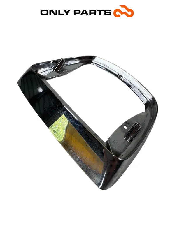 CORNICE FARO FANALE POSTERIORE CROMATA PIAGGIO VESPA LX 125 2011 LIGHT BEZEL OEM — 5