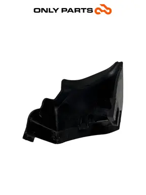 Cover anteriore / spoiler sottopedana Piaggio Vespa Lx 125cc 2011 Nero usato — foto reale 7
