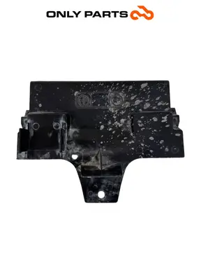 Cover batteria Suzuki Burgman 650cc 2010 Bianco usato — foto reale 1