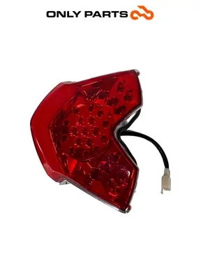 Faro posteriore Quadro 350 S 2013 Nero usato — foto reale 3