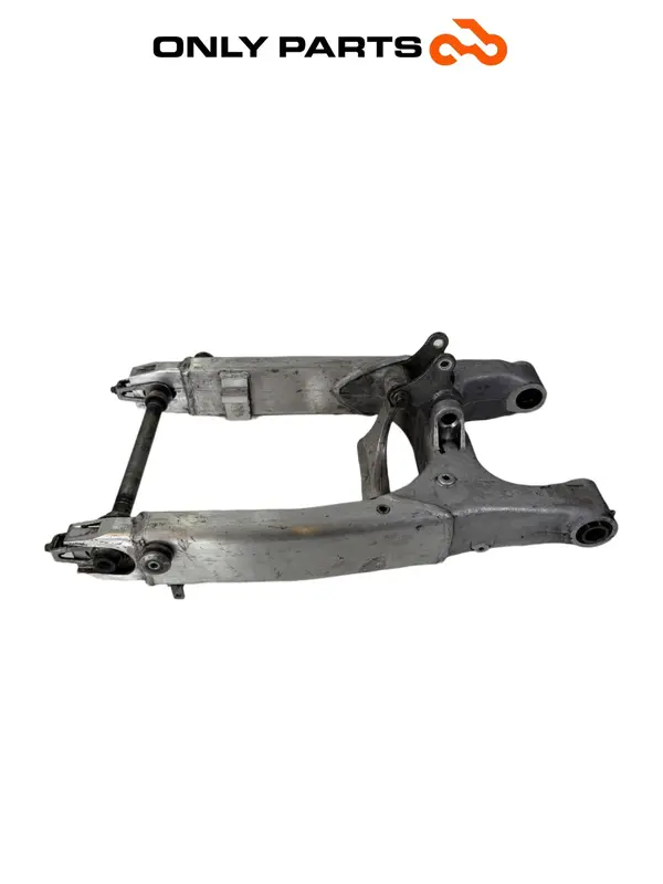 FORCELLONE OSCILLANTE POSTERIORE ALLUMINIO HONDA VTR 1000 F 1999 / REAR SWINGARM — 2