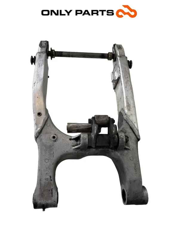 FORCELLONE OSCILLANTE POSTERIORE ALLUMINIO HONDA VTR 1000 F 1999 / REAR SWINGARM — 3