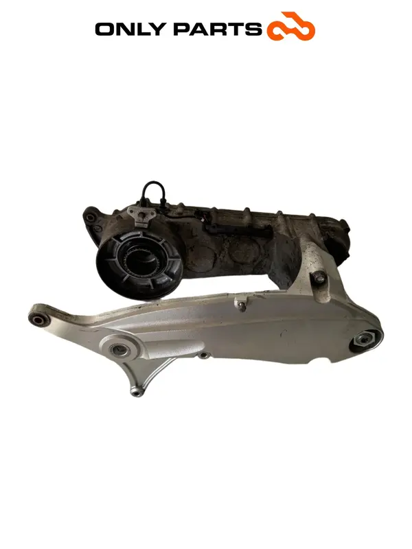 FORCELLONE OSCILLANTE POSTERIORE SUZUKI BURGMAN 650 CC 2010 / REAR SWINGARM OEM