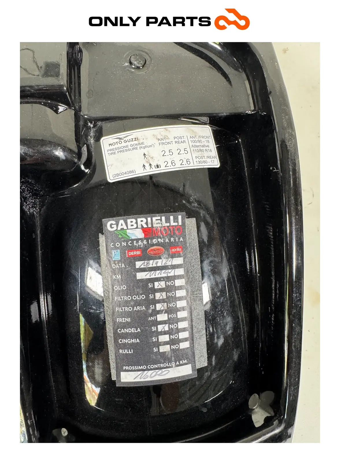 parafango posteriore interno Moto Guzzi V7 III Special 750cc 2019 Azzurro usato — foto reale 7