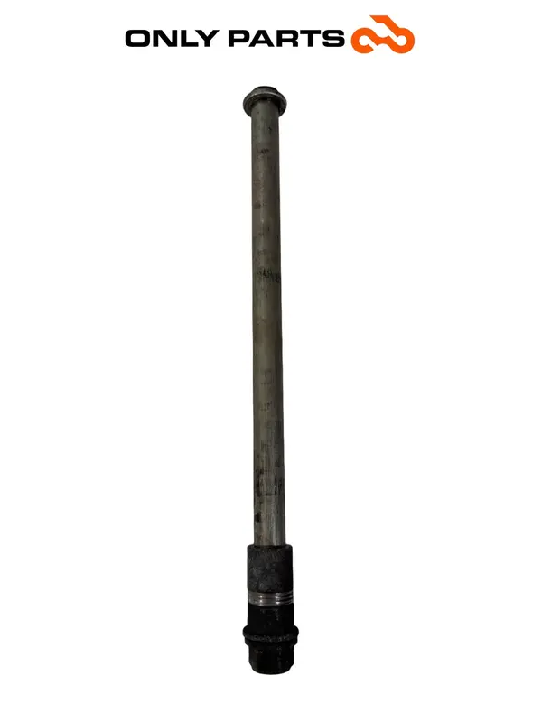 PERNO ASSE RUOTA POSTERIORE SUZUKI BURGMAN 650 CC 2010 / REAR WHEEL AXLE SHAFT — 2