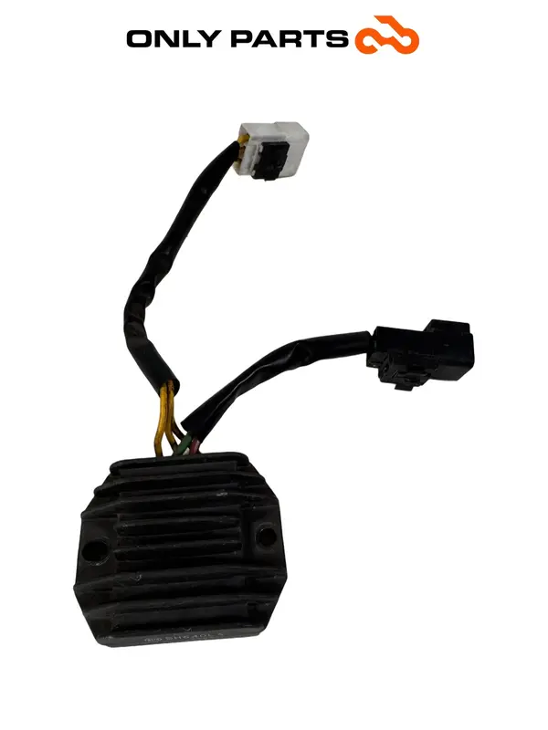 REGOLATORE TENSIONE CORRENTE ORIGINALE PIAGGIO VESPA LX 125 2011 / REGULATOR OEM — 2