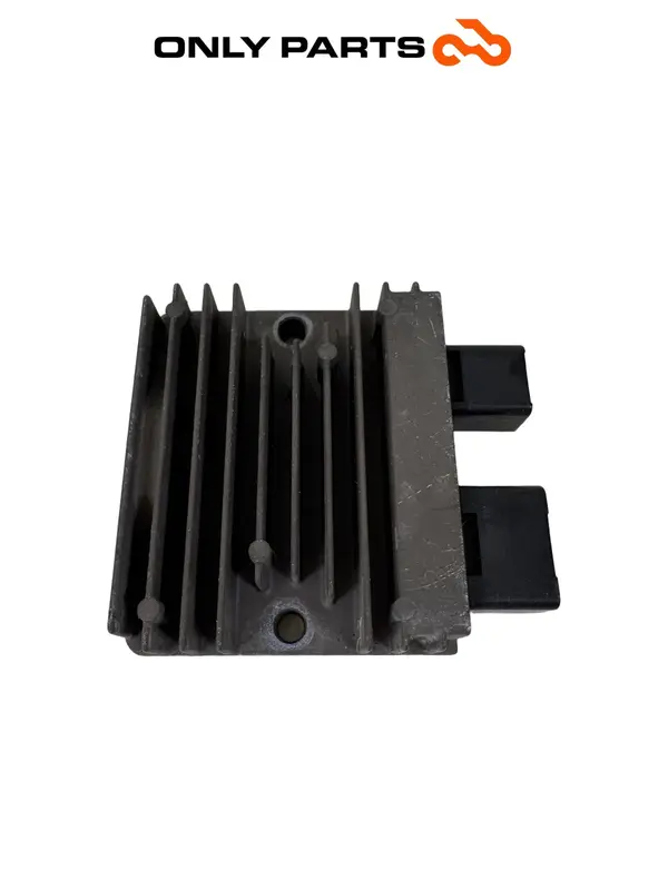 REGOLATORE DI TENSIONE CORRENTE SUZUKI BURGMAN 650 CC 2010 / VOLTAGE REGULATOR — 4