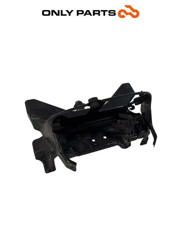TELAIETTO ANTERIORE SUPPORTO FARO CUPOLINO BMW F 650 CS 2001 FRONT FAIRING STAY — 3