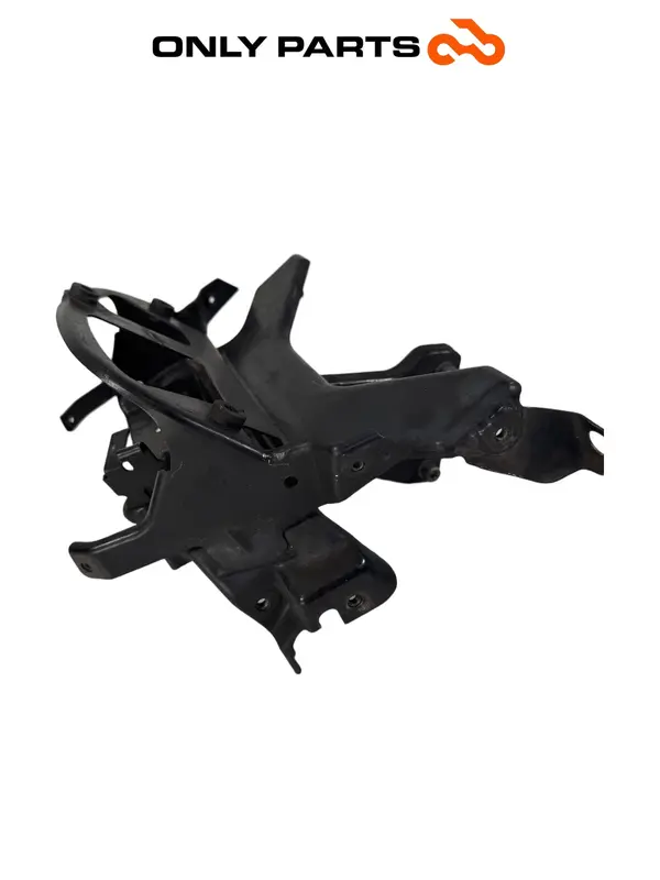 TELAIETTO ANTERIORE SUPPORTO FARO CUPOLINO BMW F 650 CS 2001 FRONT FAIRING STAY — 4