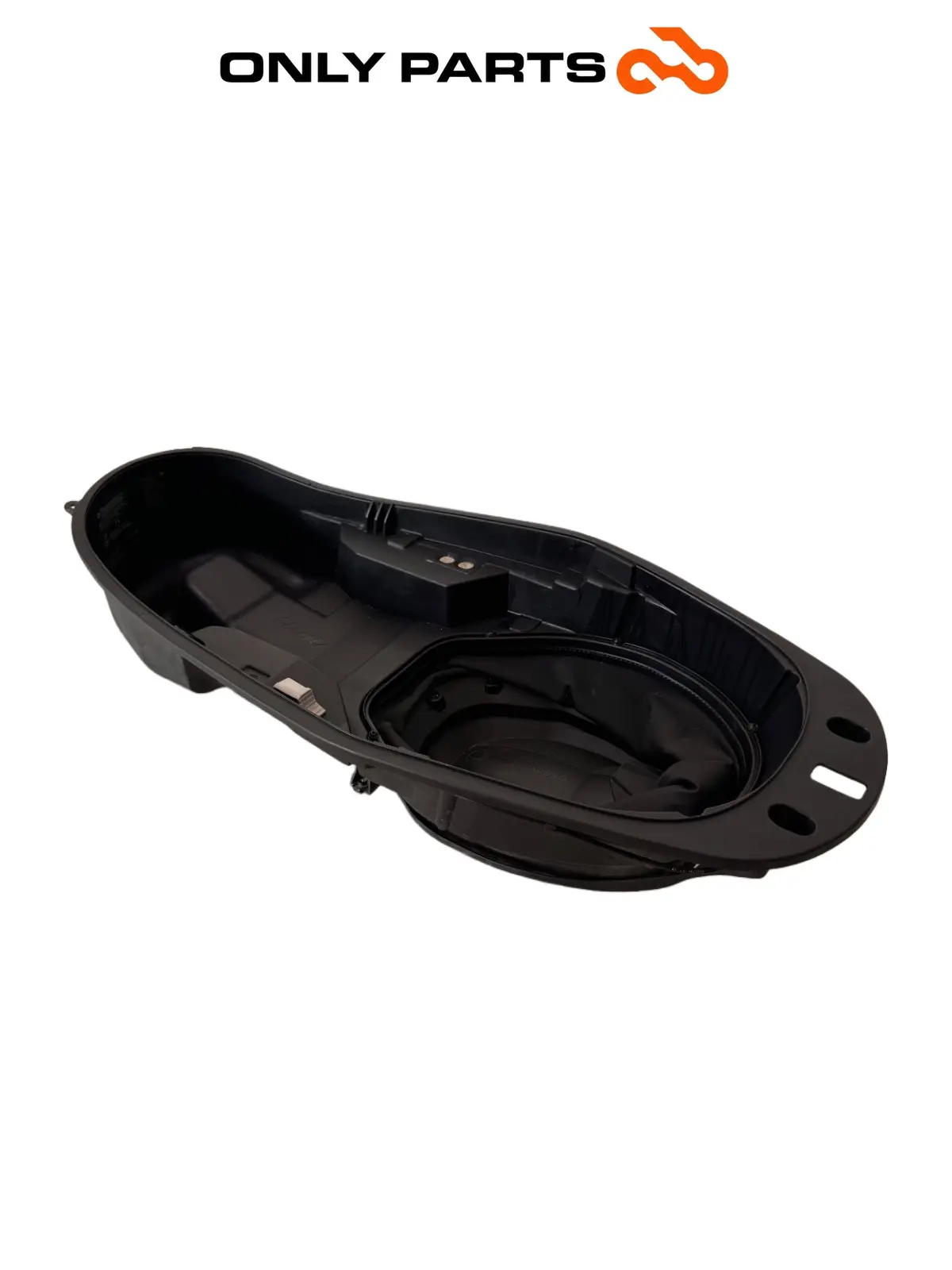 Vano sottosella / vasca portacasco BMW C 400 X 400cc 2020 Blu usato — foto reale 1