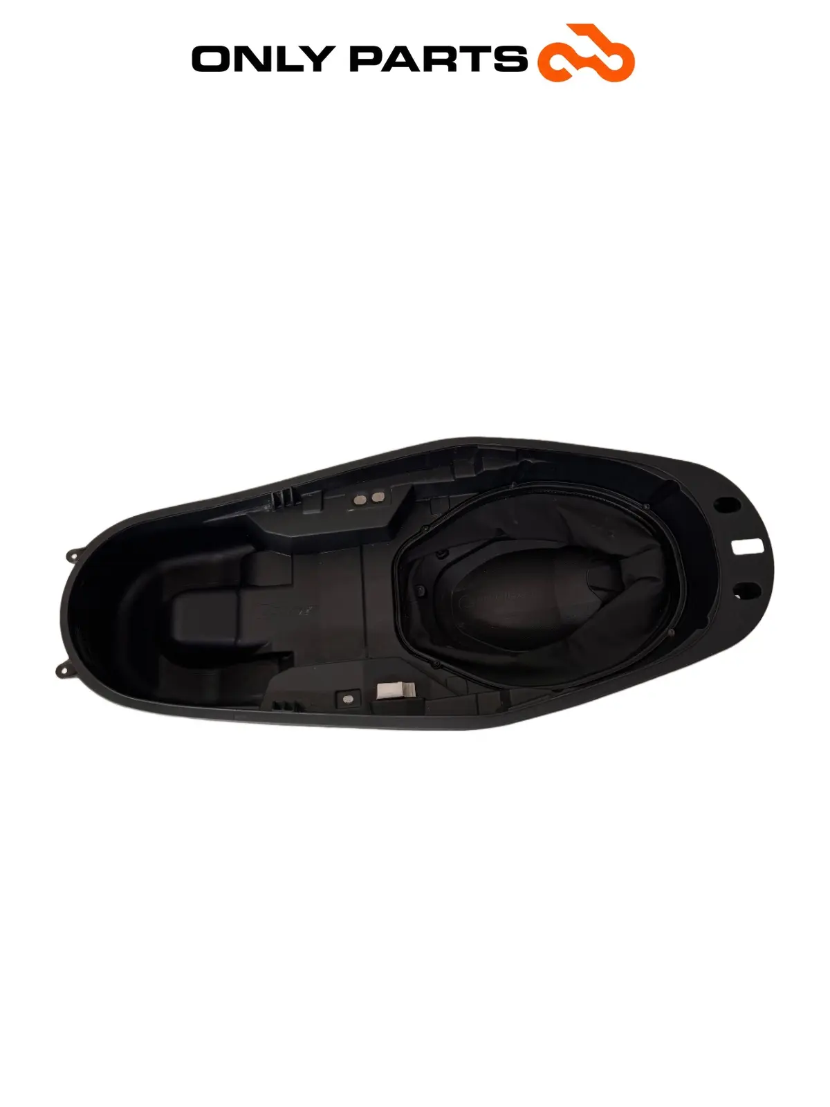 Vano sottosella / vasca portacasco BMW C 400 X 400cc 2020 Blu usato — foto reale 4