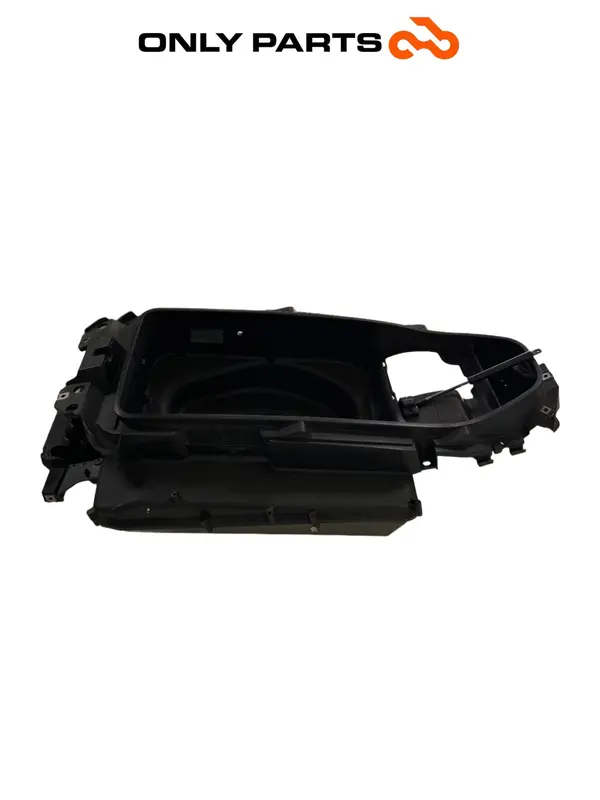 VANO SOTTOSELLA VASCA PORTACASCO PIAGGIO X9 EVOLUTION 250 2005 / UNDERSEAT BOX — 5